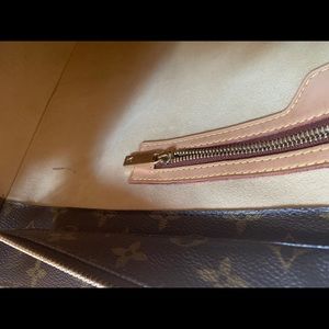 Authentic Louis Vitton Luco Tote